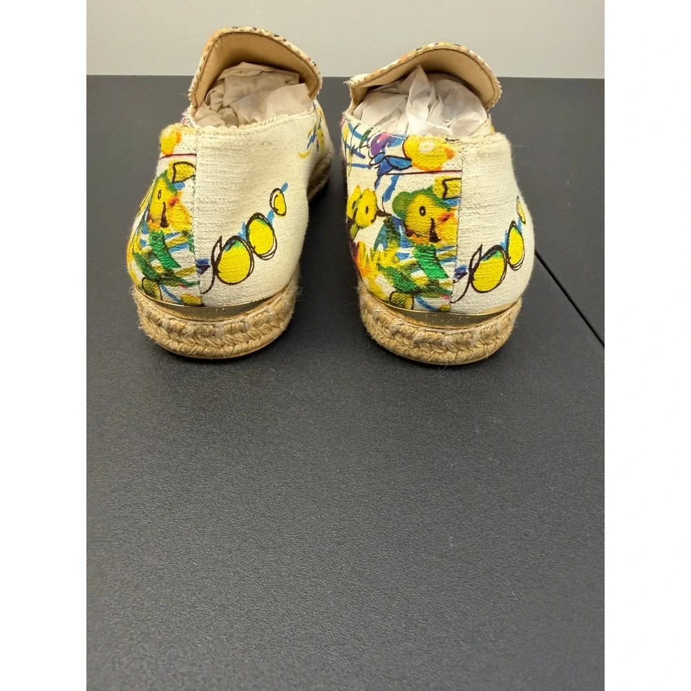 Stuart Weitzman Multicolor Floral Canvas Espadrille Loafers‎ Scalloped Trim Flat